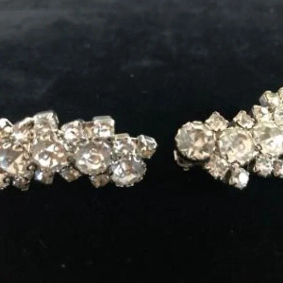 Vintage Rhinestone Bracelet and Clip On Earring Set - Picture 2 of 10